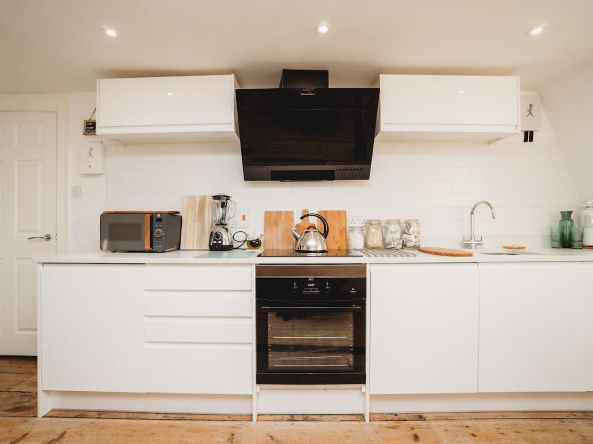 Pass The Keys Stylish 2 Bed Eco Flat In The Heart Of Bathアパートメント エクステリア 写真